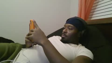 UrbanDicc online show from January 17, 1:15 am