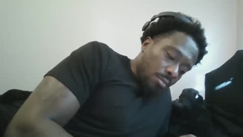 UrbanDicc online show from February 20, 10:15 pm