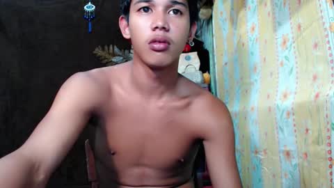 urdreamboy_clarin online show from April 13, 11:22 am