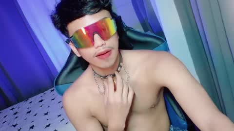 urguy_francis online show from July 2, 8:31 am