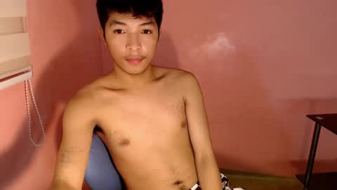 Ethan online show from December 23, 11:04 am