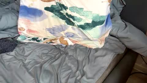 valdisman online show from March 5, 12:01 pm