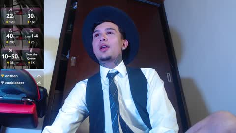 david guzman i model independenthelp me with a thumbs up online show from December 21, 12:09 am