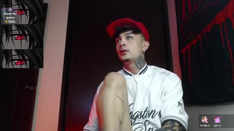 david guzman i model independenthelp me with a thumbs up online show from January 7, 11:35 pm