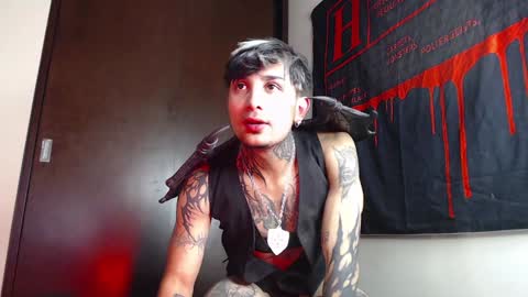 david guzman i model independenthelp me with a thumbs up online show from January 28, 12:36 am