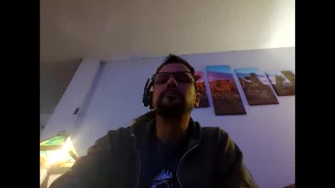 vegasdadbod online show from February 14, 10:38 am