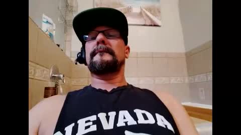 vegasdadbod online show from January 11, 9:51 pm