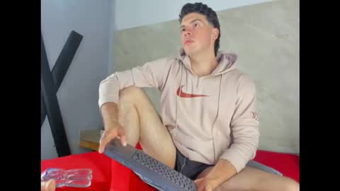 Vello online show from January 12, 12:09 pm