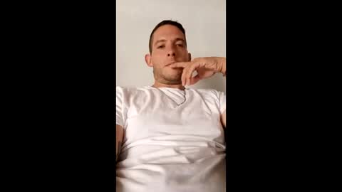 verdugo_32 online show from February 9, 11:48 am