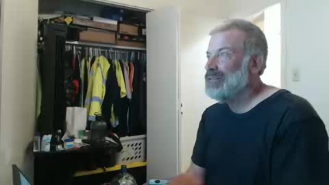 hairy man online show from October 15, 11:56 pm