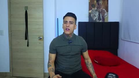 Victor cardenas online show from December 10, 11:42 pm