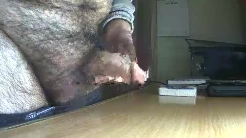 VictorHume online show from January 3, 11:55 pm