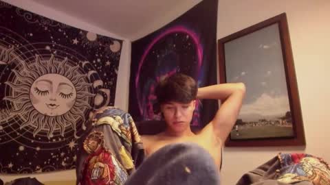 Victorino Jhonson online show from May 8, 2:56 am