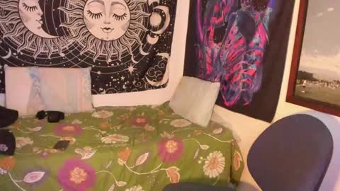 Victorino Jhonson online show from December 27, 12:12 pm