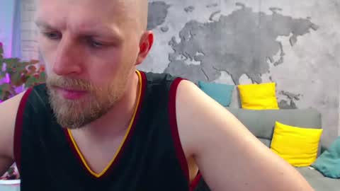 vikingchrisss online show from June 30, 10:05 am