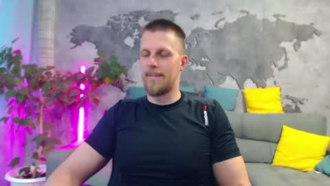 vikingchrisss online show from June 28, 12:33 pm