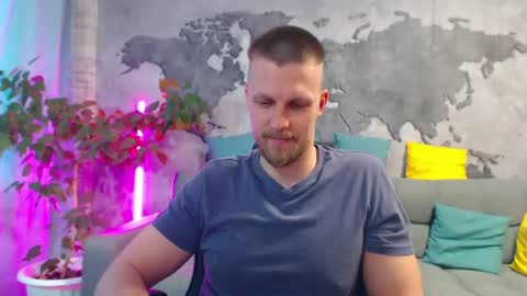 vikingchrisss online show from June 19, 10:53 am