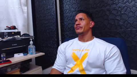 Viktor Herrera online show from January 29, 6:39 pm