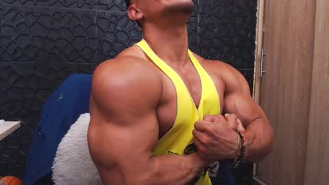 Viktor Herrera online show from October 28, 5:04 pm