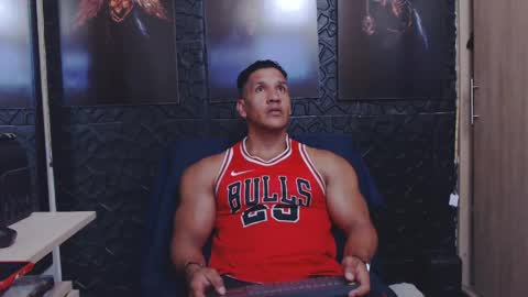 Viktor Herrera online show from May 20, 10:27 pm