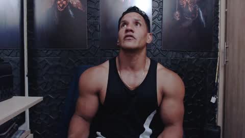 Viktor Herrera online show from April 7, 5:07 am