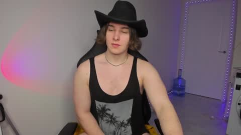 Vincent Strong online show from January 8, 7:45 am