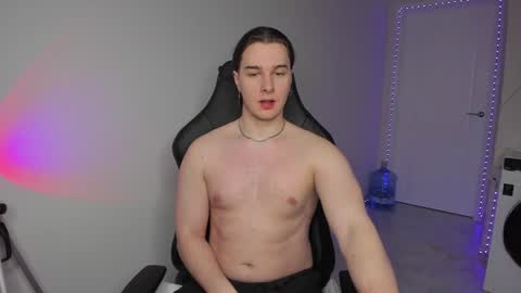 Vincent Strong online show from January 22, 7:57 am