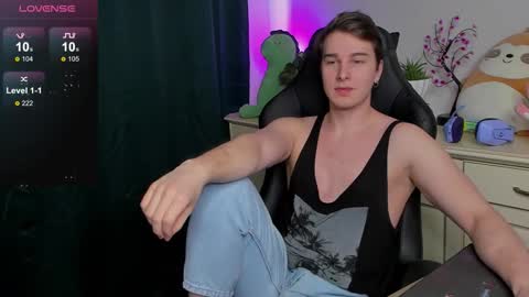 Vincent Strong online show from September 12, 1:11 pm