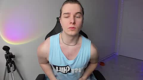 Vincent Strong online show from February 19, 7:17 am