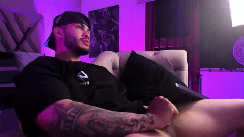 Vincent online show from January 13, 5:01 am