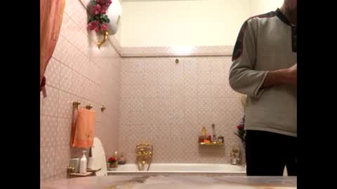 Zenith online show from January 29, 10:22 pm