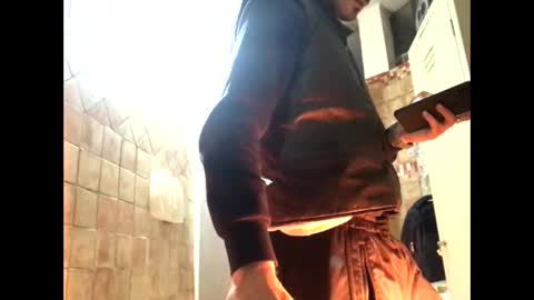 Zenith online show from December 25, 5:15 pm