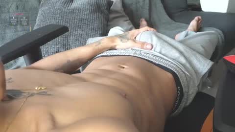 VITO BENZ online show from September 12, 2:28 pm