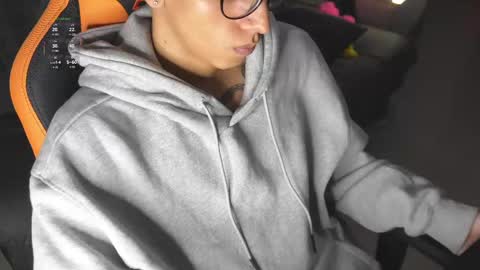 VITO BENZ online show from March 7, 5:07 am