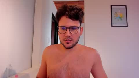 Snapshot of vito_ferrero chatting on October 19, 5:27 pm Vito Ferrer online show from October 19, 5:27 pm