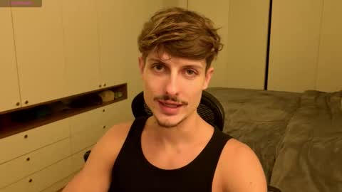 vitoraugustoxxx online show from May 22, 9:09 pm