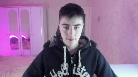 Martin online show from December 13, 3:38 am