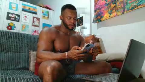 vlarkstone online show from April 2, 8:49 pm