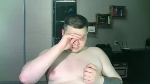 Snapshot of volshebnik_130 chatting on March 12, 7:06 pm Volshebnik1302 online show from March 12, 7:06 pm