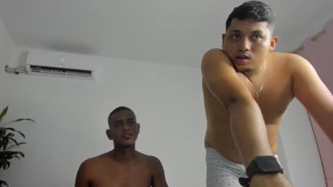 volt_boy57 online show from November 9, 7:34 am