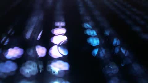 vondavigano online show from December 7, 12:13 pm