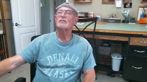 Vueuorme online show from December 11, 6:59 pm