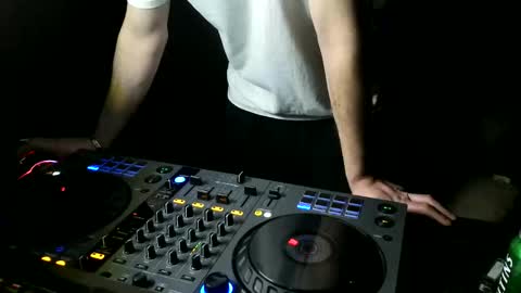 VybzKartel online show from February 18, 5:27 am