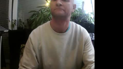 Snapshot of wailersgun chatting on December 23, 10:23 pm wailersgun online show from December 23, 10:23 pm