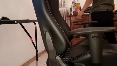 ghhhgh online show from December 2, 8:56 pm