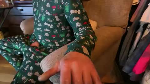 Wand Edger online show from February 15, 8:02 am