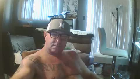 inittogetitin online show from December 3, 7:20 pm