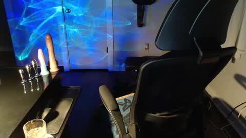 wasted_daze_ online show from April 14, 2:22 am