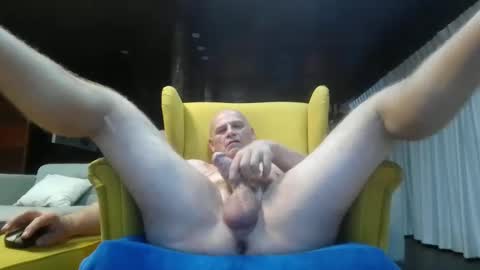 watchingnow1 online show from December 13, 1:44 pm