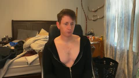 Snapshot of webslingxxxx chatting on October 22, 1:37 pm webslingxxxx online show from October 22, 1:37 pm